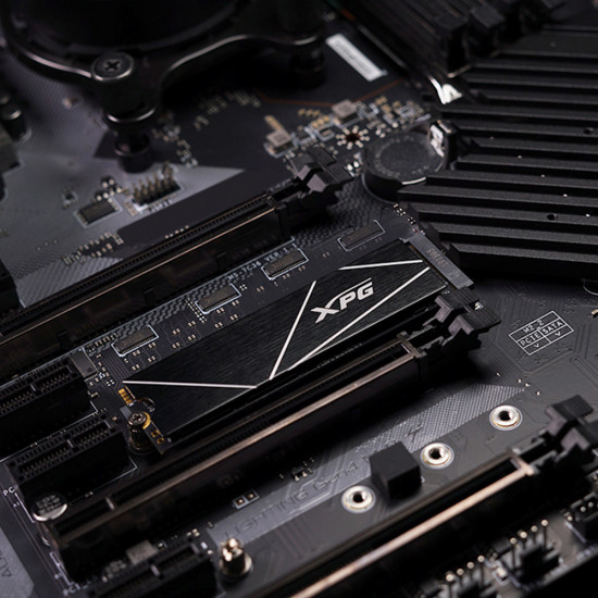 XPG Gammix S70 Blade Gen 4 M.2 - 512gb XPG Gammix S70 Blade Gen 4 M.2 - 512gb