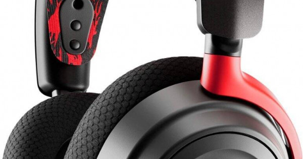 SteelSeries Arctis Nova 7 Wireless Gaming Headset - FaZe Clan Edition