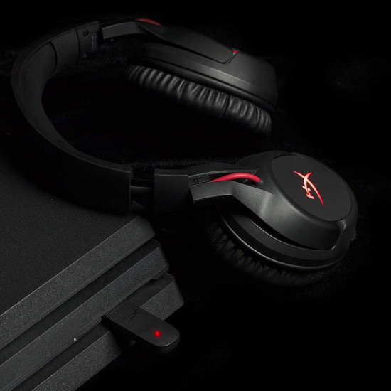HyperX Cloud Flight Wireless HyperX Cloud Flight Wireless